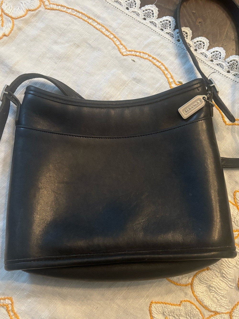 Vintage Coach Legacy 9062 Mambo Black Leather Crossbody Shoulder Bag Minimalist